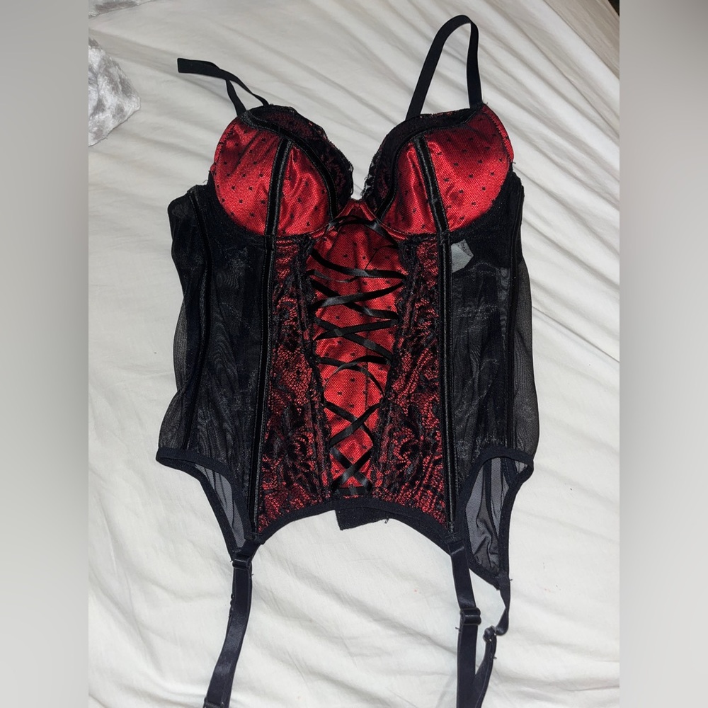 Black & Red Lace Corset.